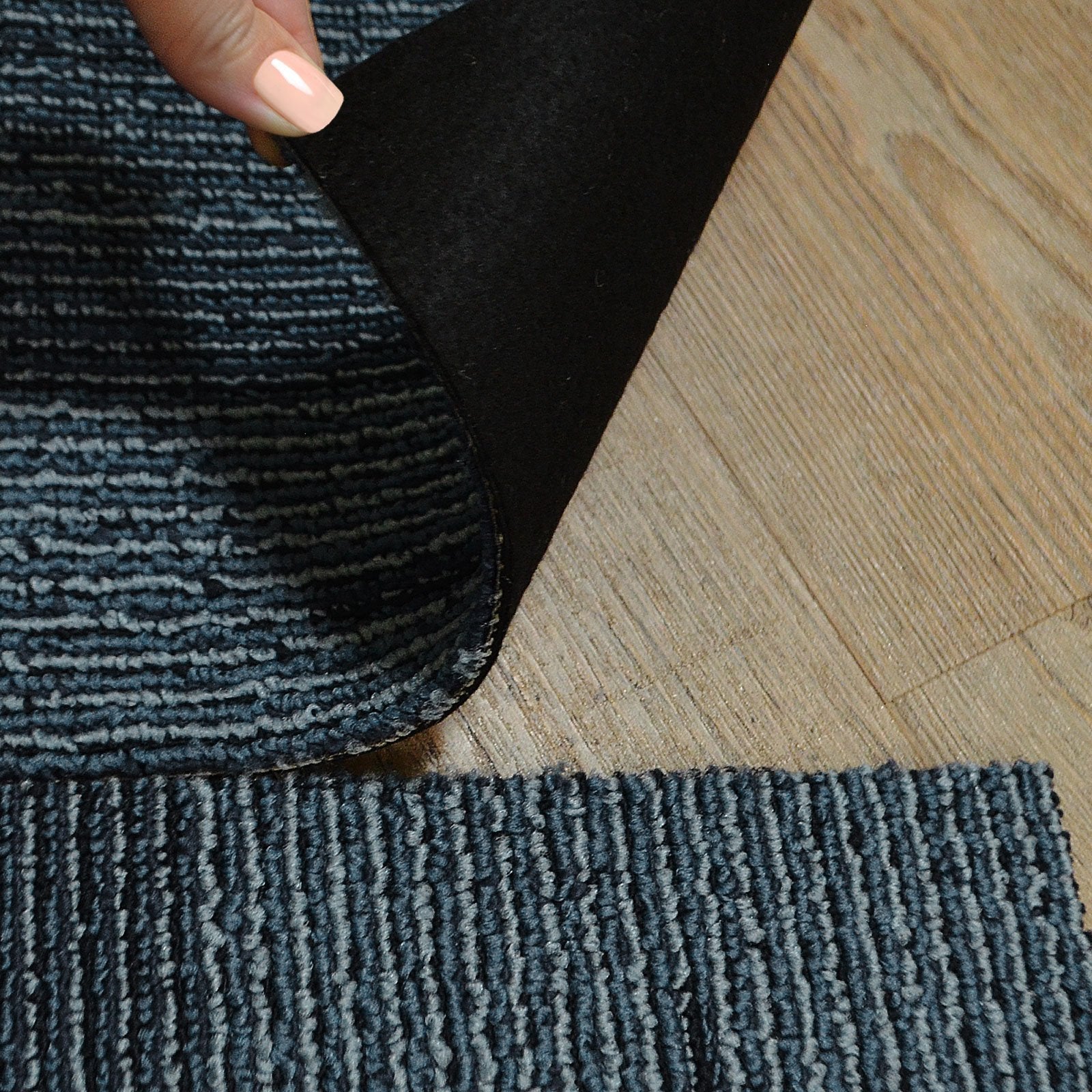 F4_Anthracite | Anthracite