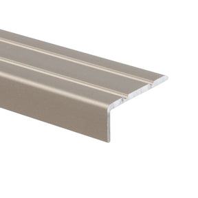 Profilé de nez de marche | Aluminium | Pré-percé ou auto-adhésif | 24,5 x 10 mm